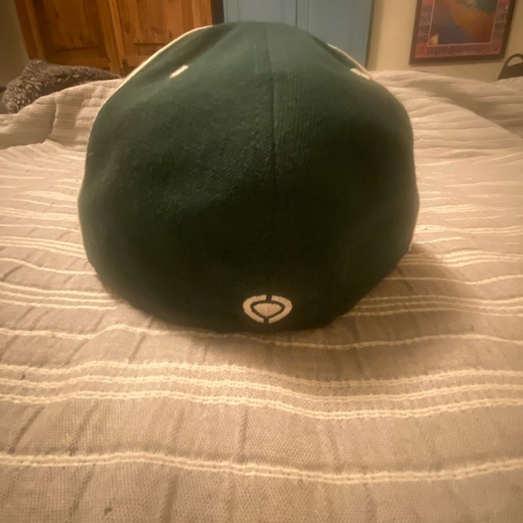 Circa skate company hat. Awesome design you will get lots of compliments. 7 1/2 - Picture 2 of 4